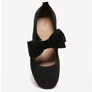 Old Navy Girl’s Black ballet Flats Mary Jane’s with big velvet Bow 5 big kids